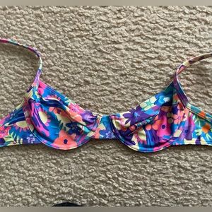 Kulani kini bikini top